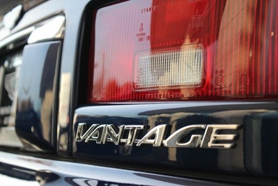 2001 Aston Martin DB7 V12 Vantage Volante