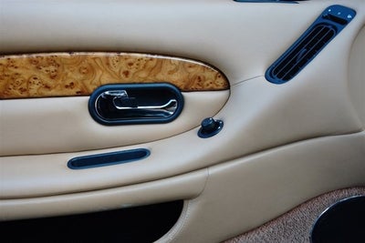 2002 Aston Martin DB7 Volante