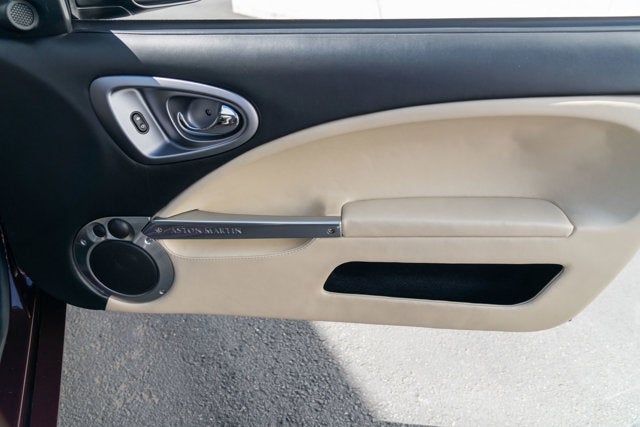 2003 Aston Martin Vanquish 2dr Cpe