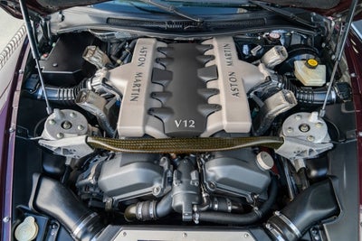 2003 Aston Martin Vanquish 2dr Cpe