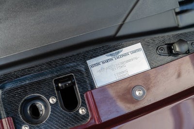 2003 Aston Martin Vanquish 2dr Cpe