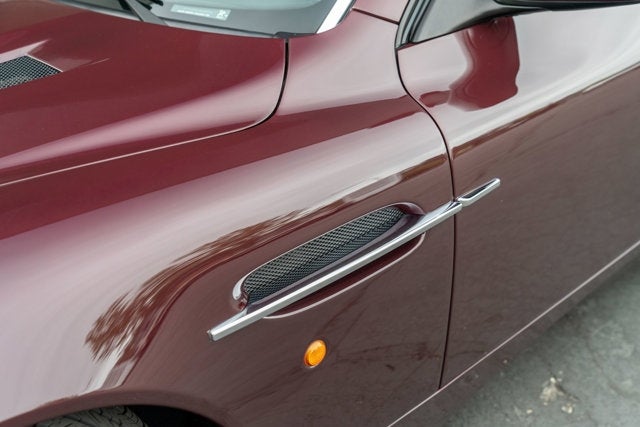 2003 Aston Martin Vanquish 2dr Cpe
