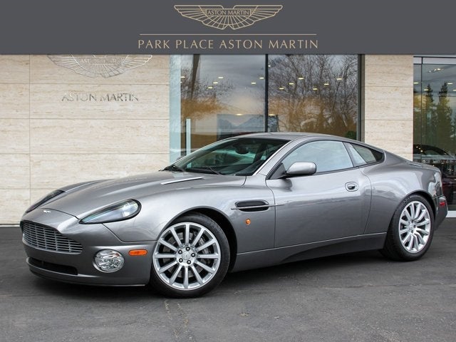 2003 Aston Martin Vanquish 2dr Cpe