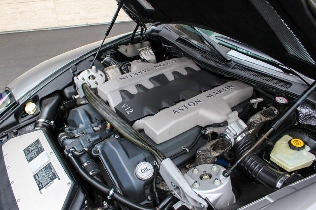 2003 Aston Martin Vanquish 2dr Cpe