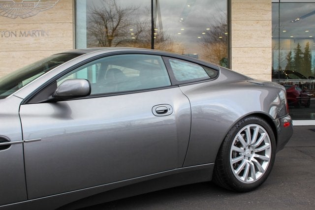 2003 Aston Martin Vanquish 2dr Cpe