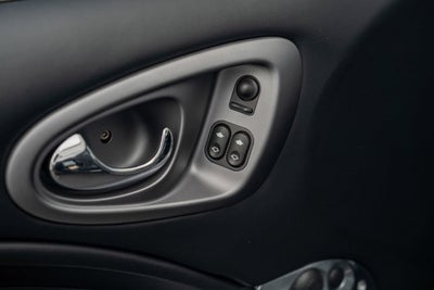 2005 Aston Martin Vanquish S 2dr Cpe