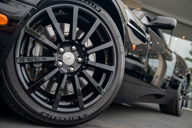 2005 Aston Martin Vanquish S 2dr Cpe