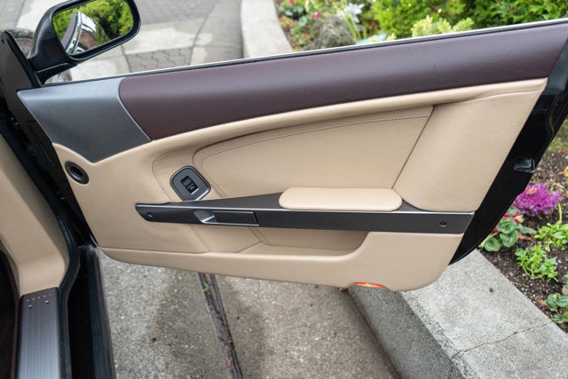 2006 Aston Martin DB9 2dr Cpe Manual