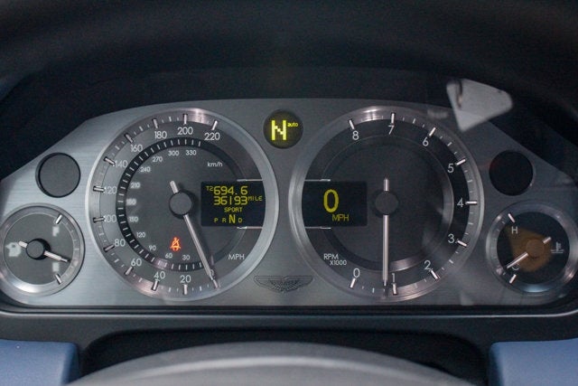 2005 Aston Martin DB9 2dr Cpe Manual