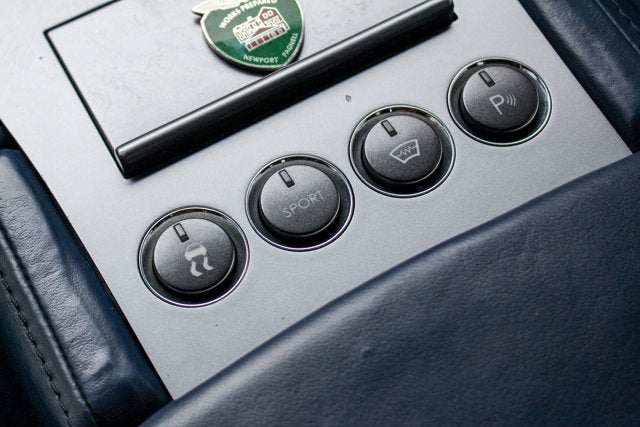 2005 Aston Martin DB9 2dr Cpe Manual