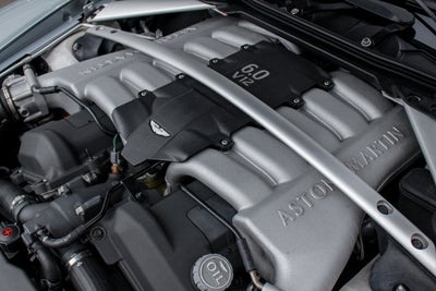 2005 Aston Martin DB9 2dr Cpe Manual