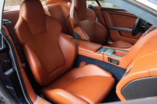 2005 Aston Martin DB9 2dr Cpe Manual