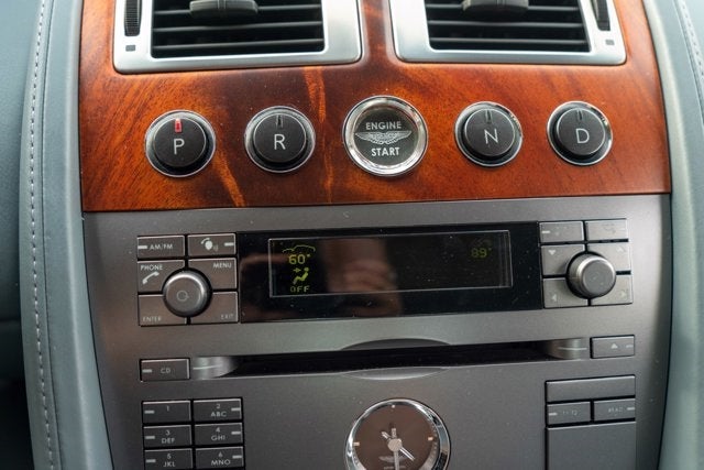 2005 Aston Martin DB9 2dr Cpe Manual