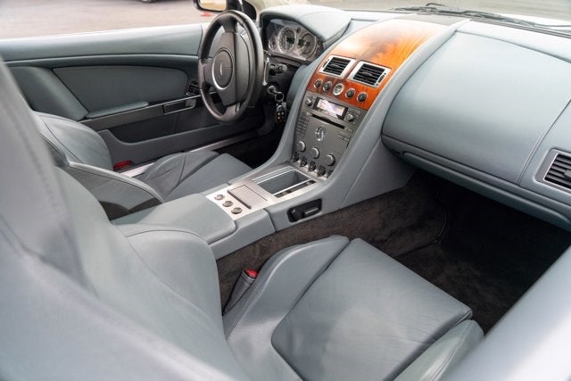 2005 Aston Martin DB9 2dr Cpe Manual