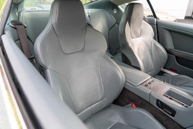 2005 Aston Martin DB9 2dr Cpe Manual