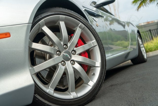 2005 Aston Martin DB9 2dr Cpe Manual