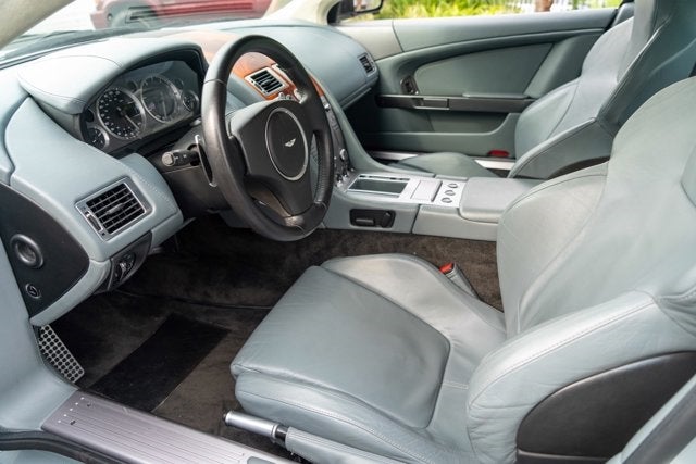 2005 Aston Martin DB9 2dr Cpe Manual