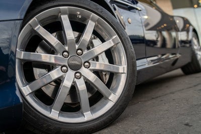 2005 Aston Martin DB9 2dr Cpe Manual