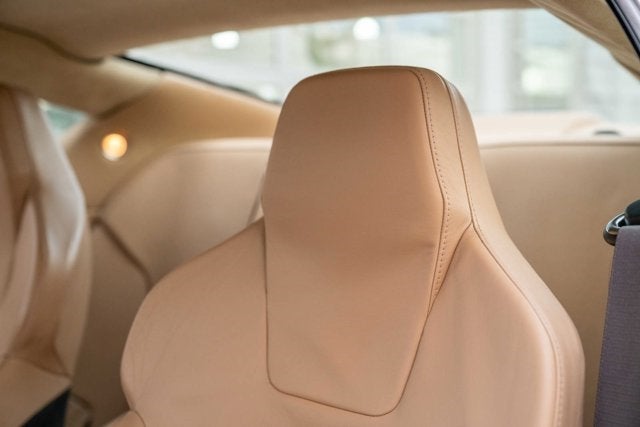 2005 Aston Martin DB9 2dr Cpe Manual