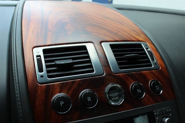 2005 Aston Martin DB9 2dr Cpe Manual