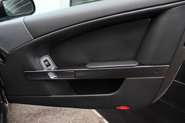 2005 Aston Martin DB9 2dr Cpe Manual