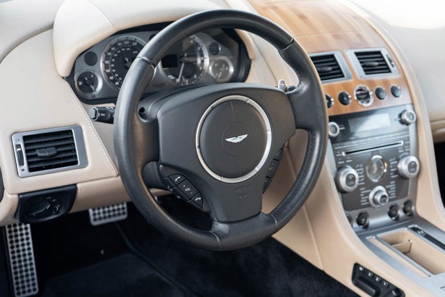 2009 Aston Martin DB9 2dr Volante Auto