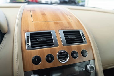 2009 Aston Martin DB9 2dr Volante Auto