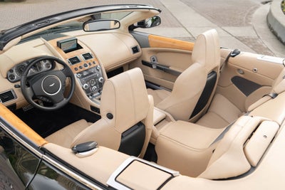 2009 Aston Martin DB9 2dr Volante Auto