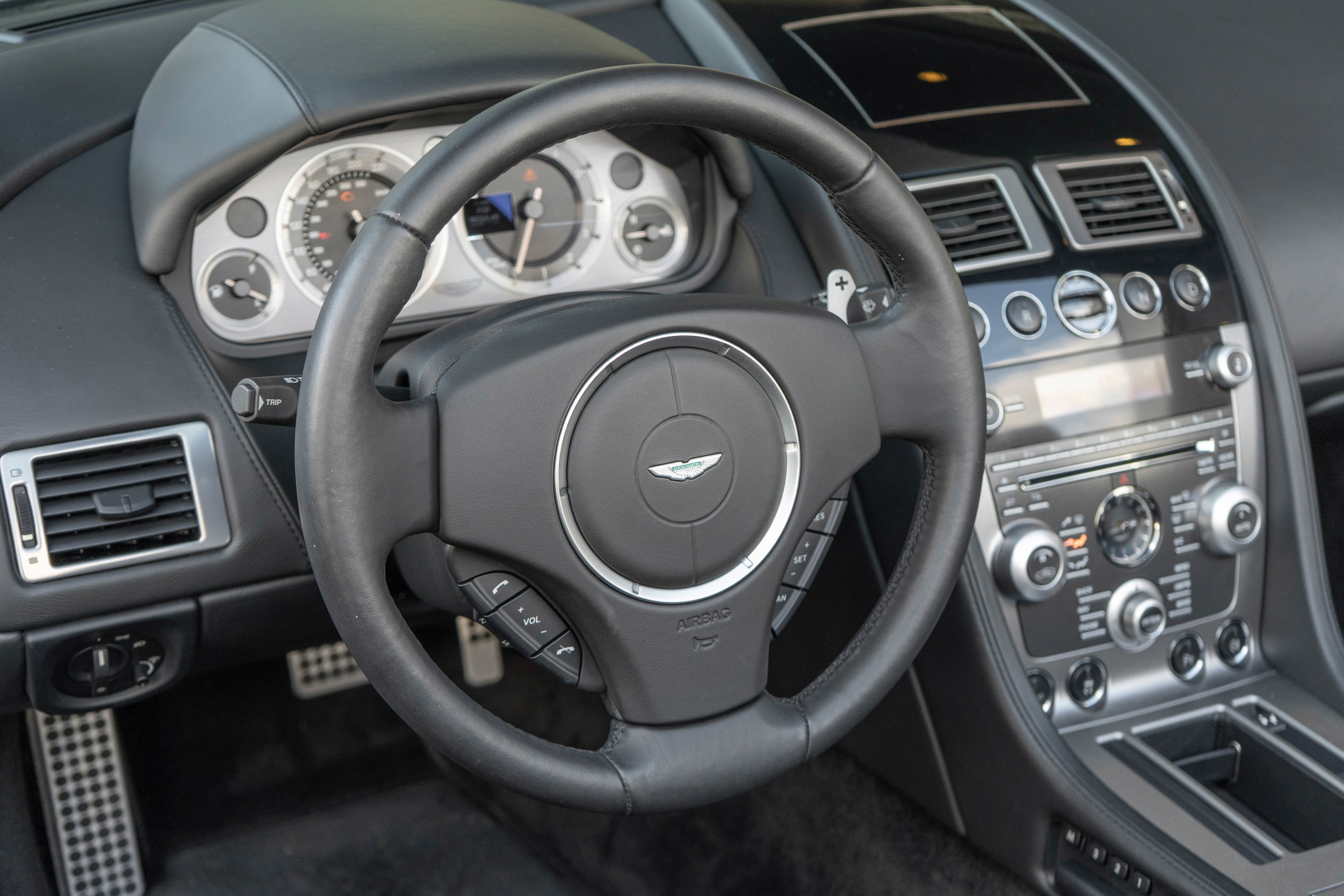 2009 Aston Martin DB9 Volante
