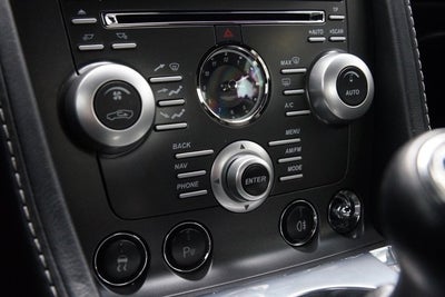 2009 Aston Martin V8 Vantage 2dr Cpe Man