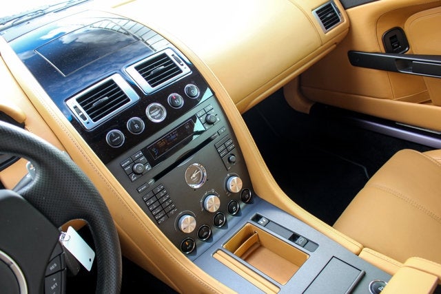 2008 Aston Martin V8 Vantage 2dr Cpe Sportshift