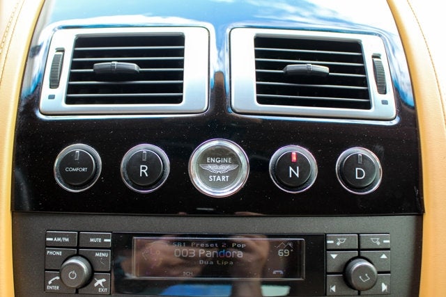 2008 Aston Martin V8 Vantage 2dr Cpe Sportshift