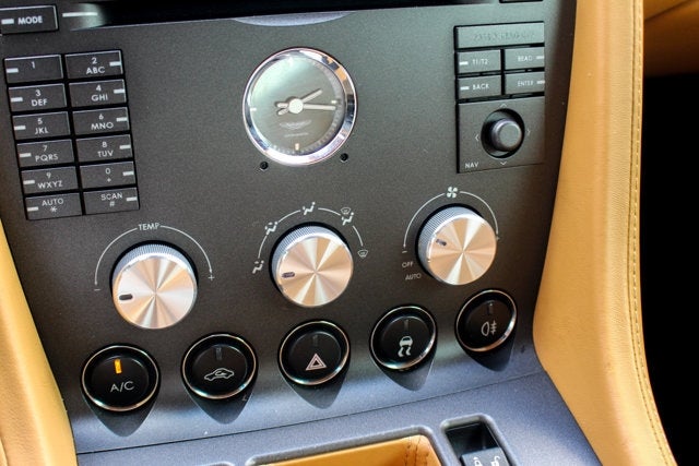 2008 Aston Martin V8 Vantage 2dr Cpe Sportshift