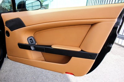 2008 Aston Martin V8 Vantage 2dr Cpe Sportshift