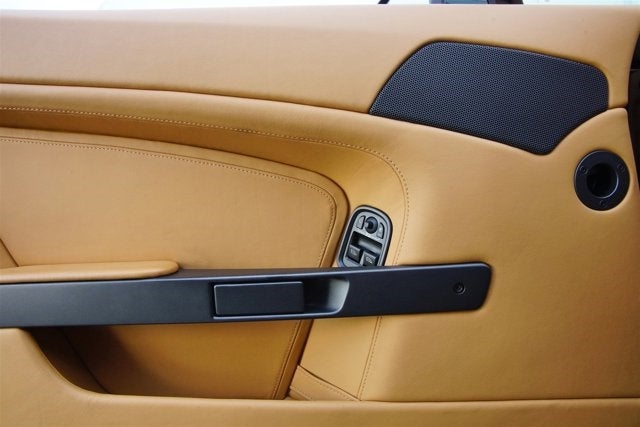 2008 Aston Martin V8 Vantage 2dr Cpe Sportshift