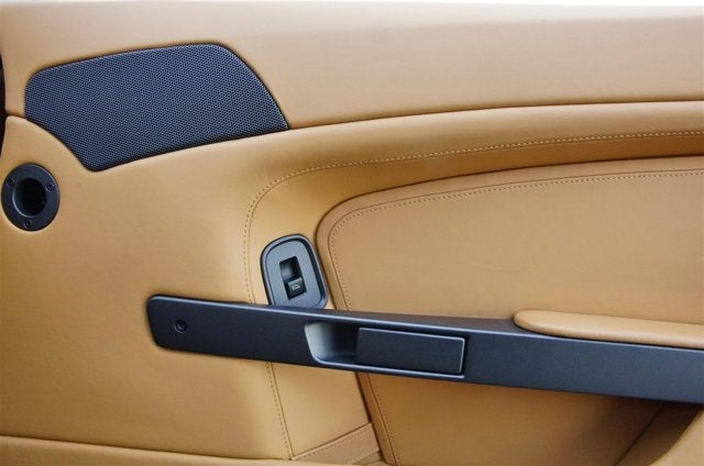 2008 Aston Martin V8 Vantage 2dr Cpe Sportshift