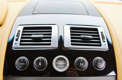 2008 Aston Martin V8 Vantage 2dr Cpe Sportshift