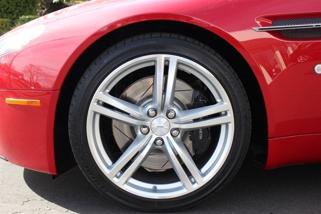 2009 Aston Martin V8 Vantage 2dr Cpe Sportshift