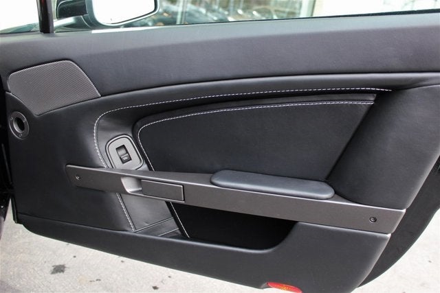 2009 Aston Martin V8 Vantage 2dr Cpe Sportshift