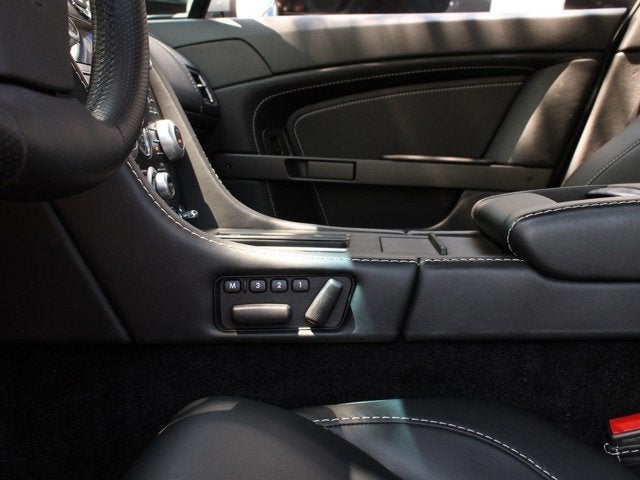 2009 Aston Martin V8 Vantage 2dr Cpe Sportshift