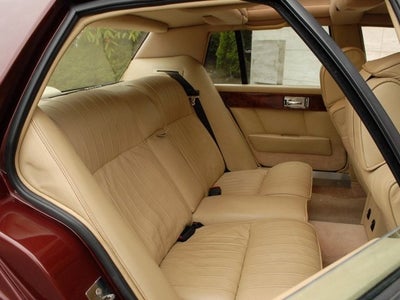 1986 Aston Martin Lagonda Base
