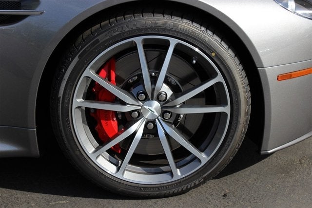 2013 Aston Martin V8 Vantage 2dr Cpe