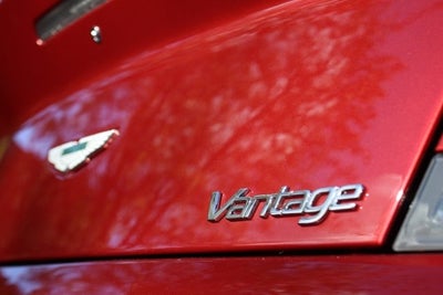 2015 Aston Martin V8 Vantage Coupe