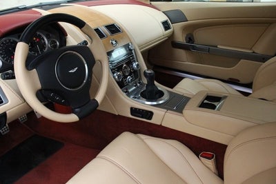 2015 Aston Martin V8 Vantage Coupe