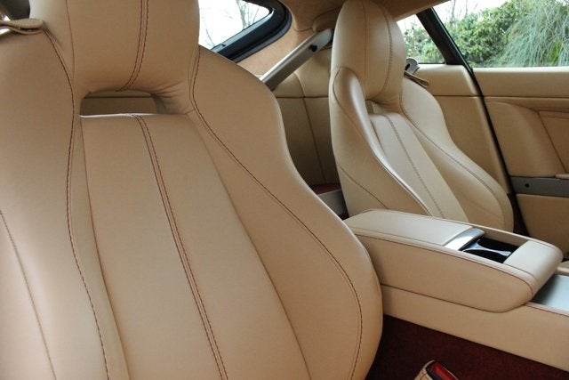 2015 Aston Martin V8 Vantage Coupe