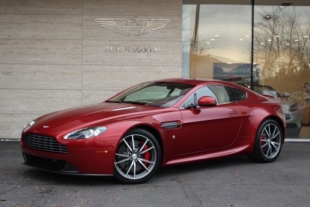 2015 Aston Martin V8 Vantage Coupe