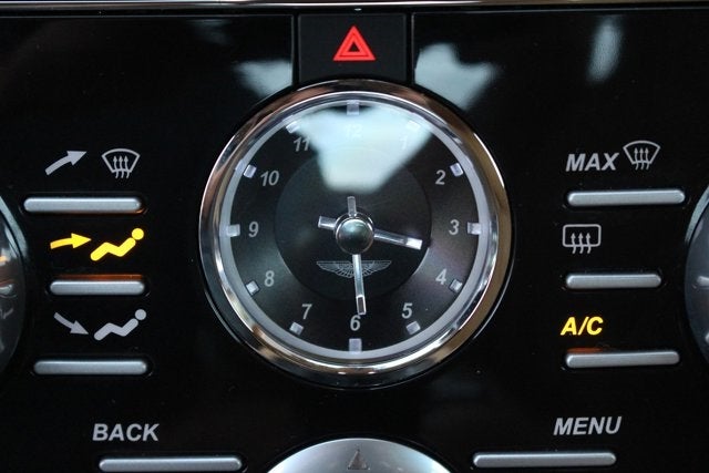 2015 Aston Martin V8 Vantage Coupe