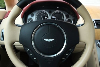 2015 Aston Martin V8 Vantage Coupe