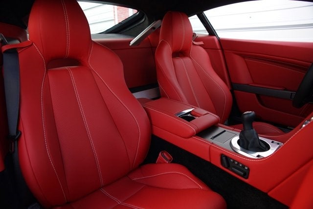 2013 Aston Martin V8 Vantage Coupe