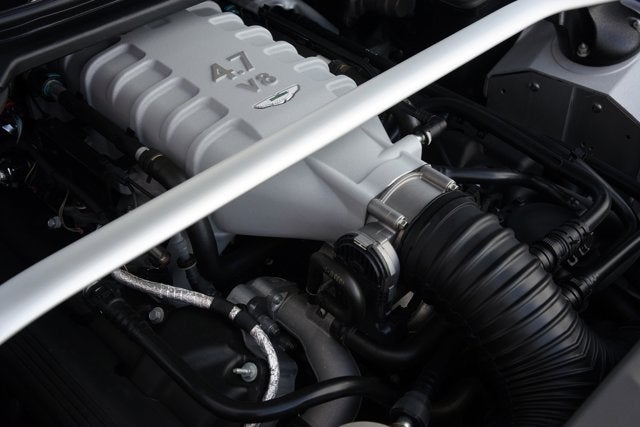 2013 Aston Martin V8 Vantage Coupe